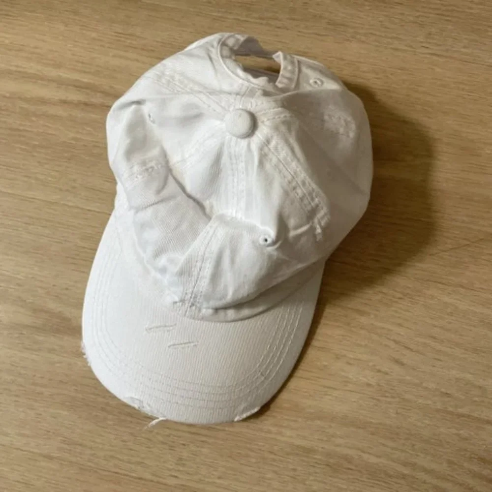 Hat - Picture 1 of 1